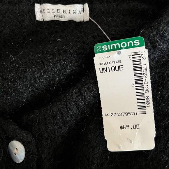 Elegant Black Button-Up Sweater - Picture 4 of 4